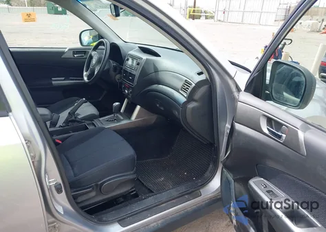 2012 Subaru Forester 2.5X Premium из США, поврежденный, VIN JF2SHBCC9CH410709